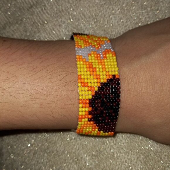 🌻 Statement Sunflower Beaded Cuff 🌻 Handmade • Stainless Steel - Picture 2 of 7